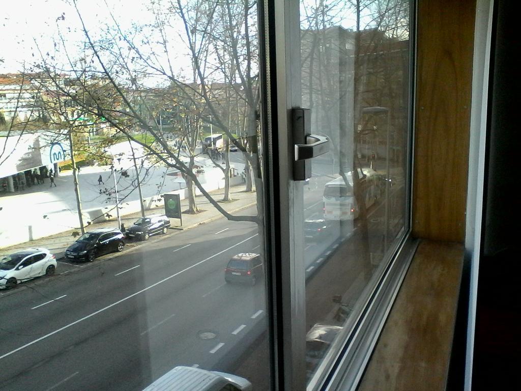 Metro-Apartment Rnal Nº35375 Al-Chamada Para A Rede Movel Nacional Porto Ngoại thất bức ảnh