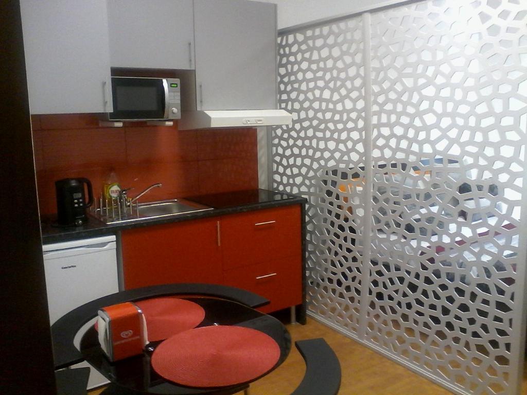 Metro-Apartment Rnal Nº35375 Al-Chamada Para A Rede Movel Nacional Porto Ngoại thất bức ảnh